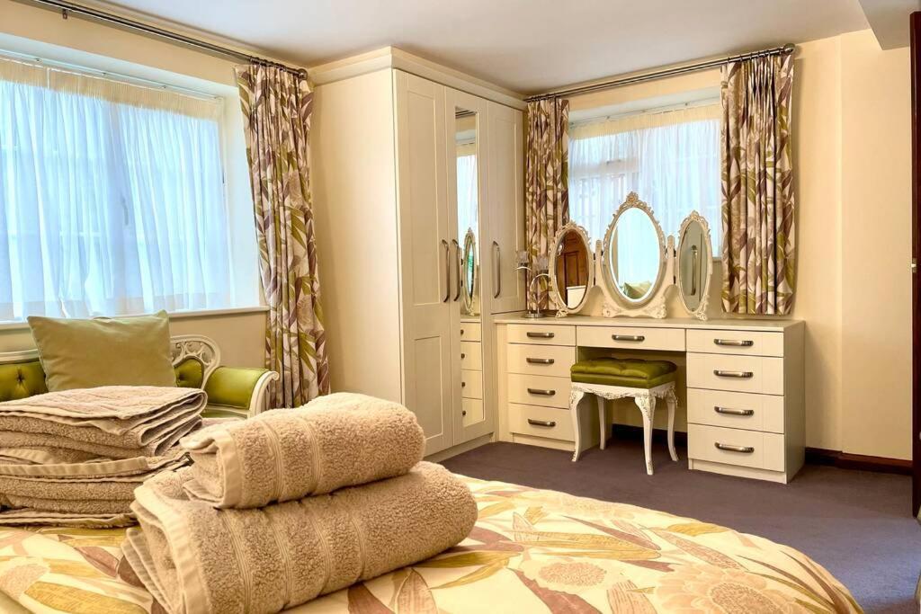 Adorable 2 Bedroom Countryside Guesthouse Broome  Екстериор снимка